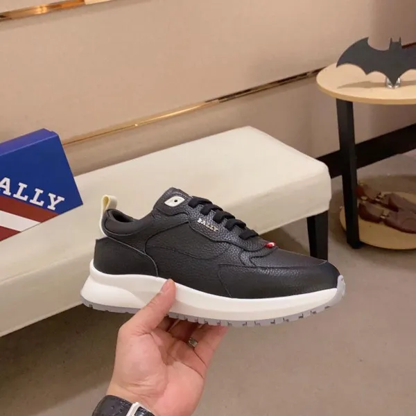 Good Quality Brand Sneakers Men Casual Running Sports Shoes Men Walking Tennis Skateboard Shoes